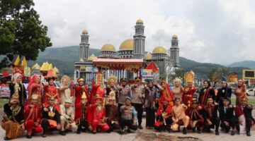 Kapolres Agara Lepas Karnaval Budaya, Warna-Warni Tradisi Semarakkan Hari Jadi Ke-52 Kabupaten Aceh Tenggara