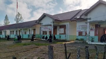 SDN 12 Terangun Disorot, Wali Murid Geram Pungutan dan Penahanan Rapor Anak