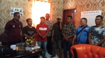 Pers Jangan Dibungkam! Pemerintah Harus Siap Dikritik, Kapolsek Simpang Kiri Damaikan SWI dan Pj Kepala Desa Buluh Dori