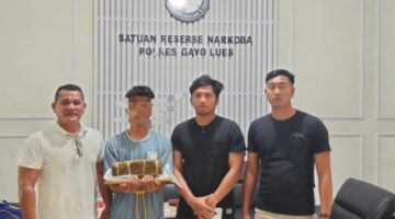 Satresnarkoba Polres Gayo Lues Amankan Pemuda Bawa 2 Kg Ganja